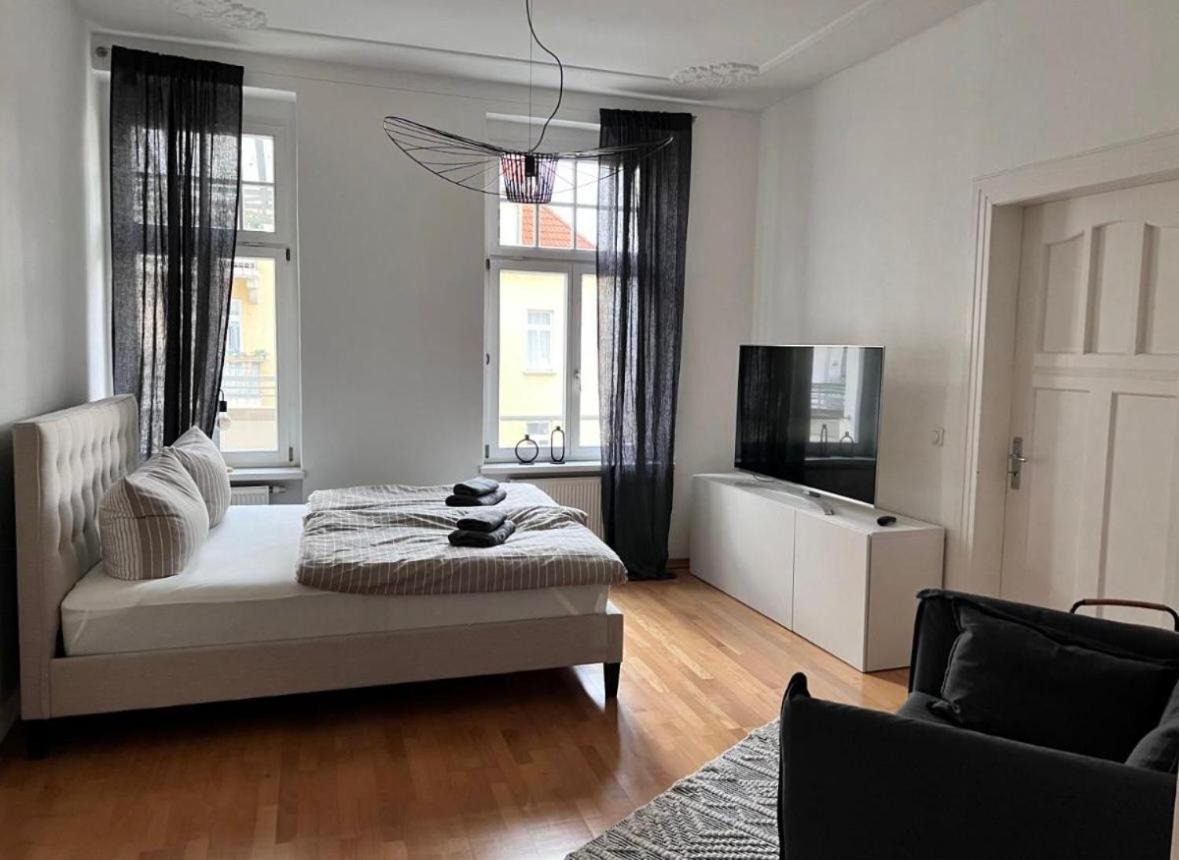Feine Apartments In Der Suedstadt Von Erfurt Mit Kostenlosen Stellplatz & Flasche Wein Zur Begruessung Zewnętrze zdjęcie