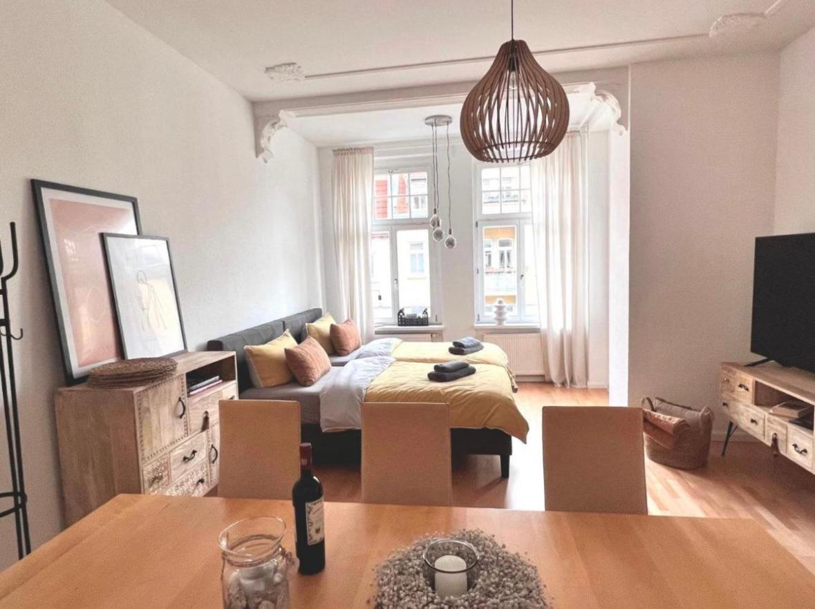 Feine Apartments In Der Suedstadt Von Erfurt Mit Kostenlosen Stellplatz & Flasche Wein Zur Begruessung Zewnętrze zdjęcie