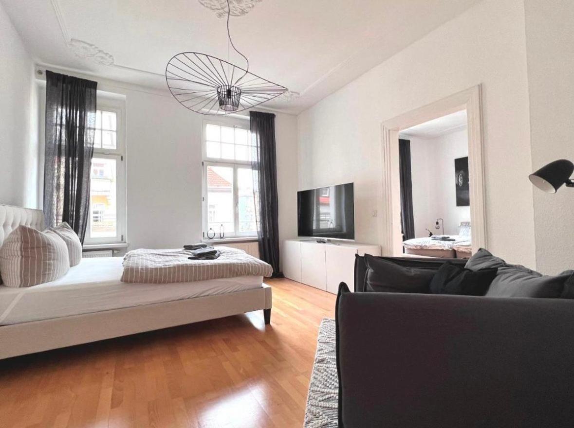 Feine Apartments In Der Suedstadt Von Erfurt Mit Kostenlosen Stellplatz & Flasche Wein Zur Begruessung Zewnętrze zdjęcie