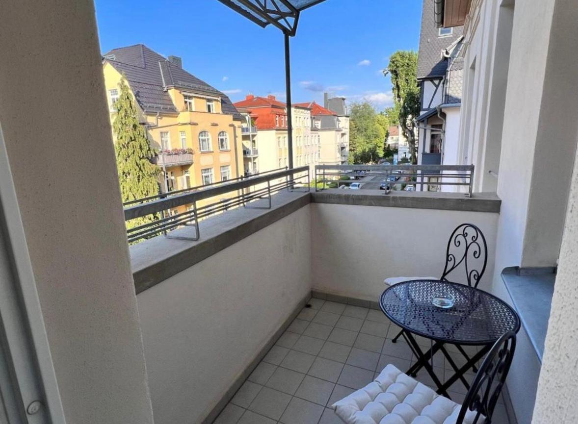Feine Apartments In Der Suedstadt Von Erfurt Mit Kostenlosen Stellplatz & Flasche Wein Zur Begruessung Zewnętrze zdjęcie